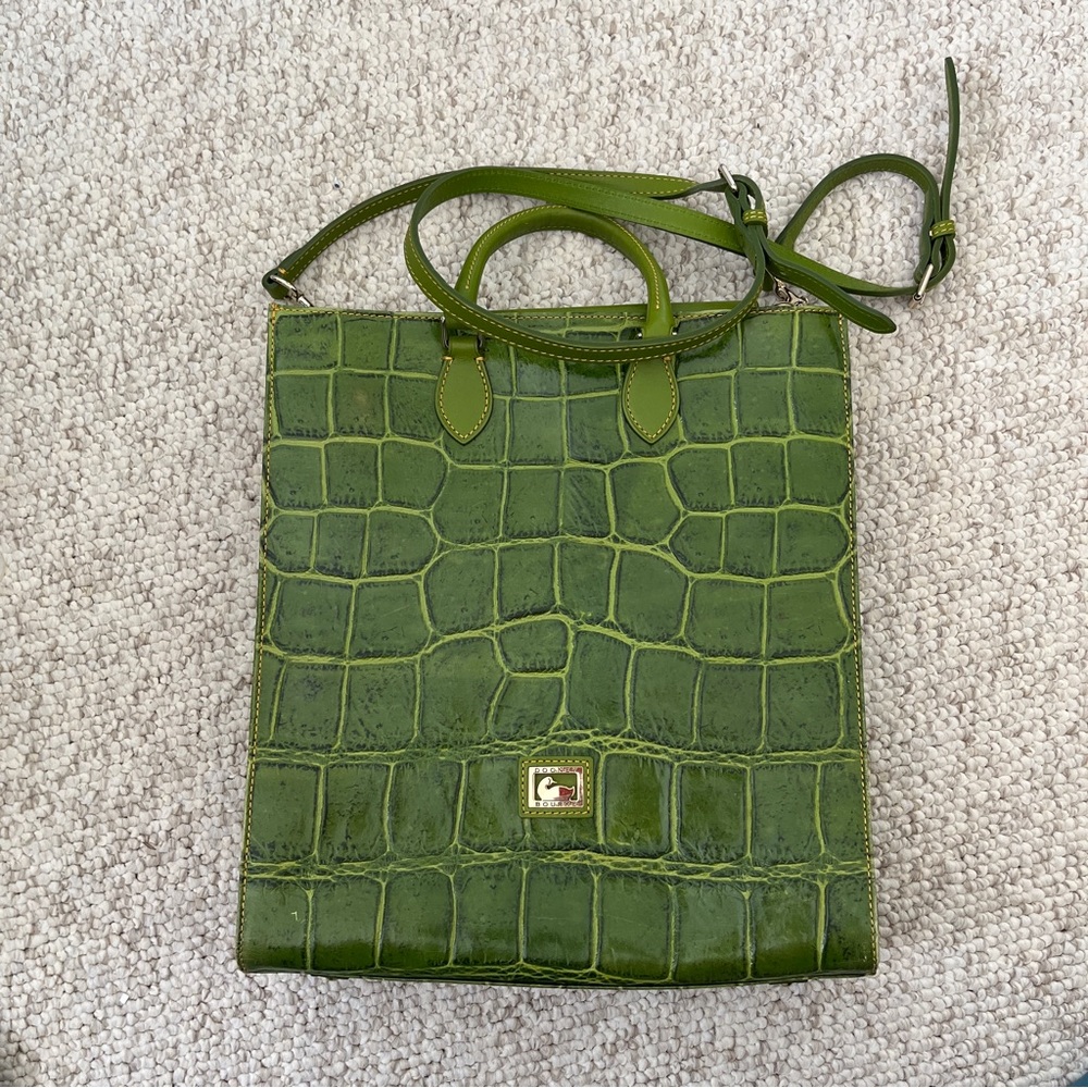 Dooney & Bourke green faux crocodile crossbody reporter bag north south